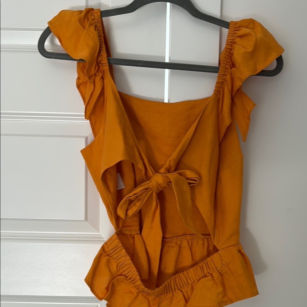 Express Ruffle Tie-Back Top - Picture 3 of 5